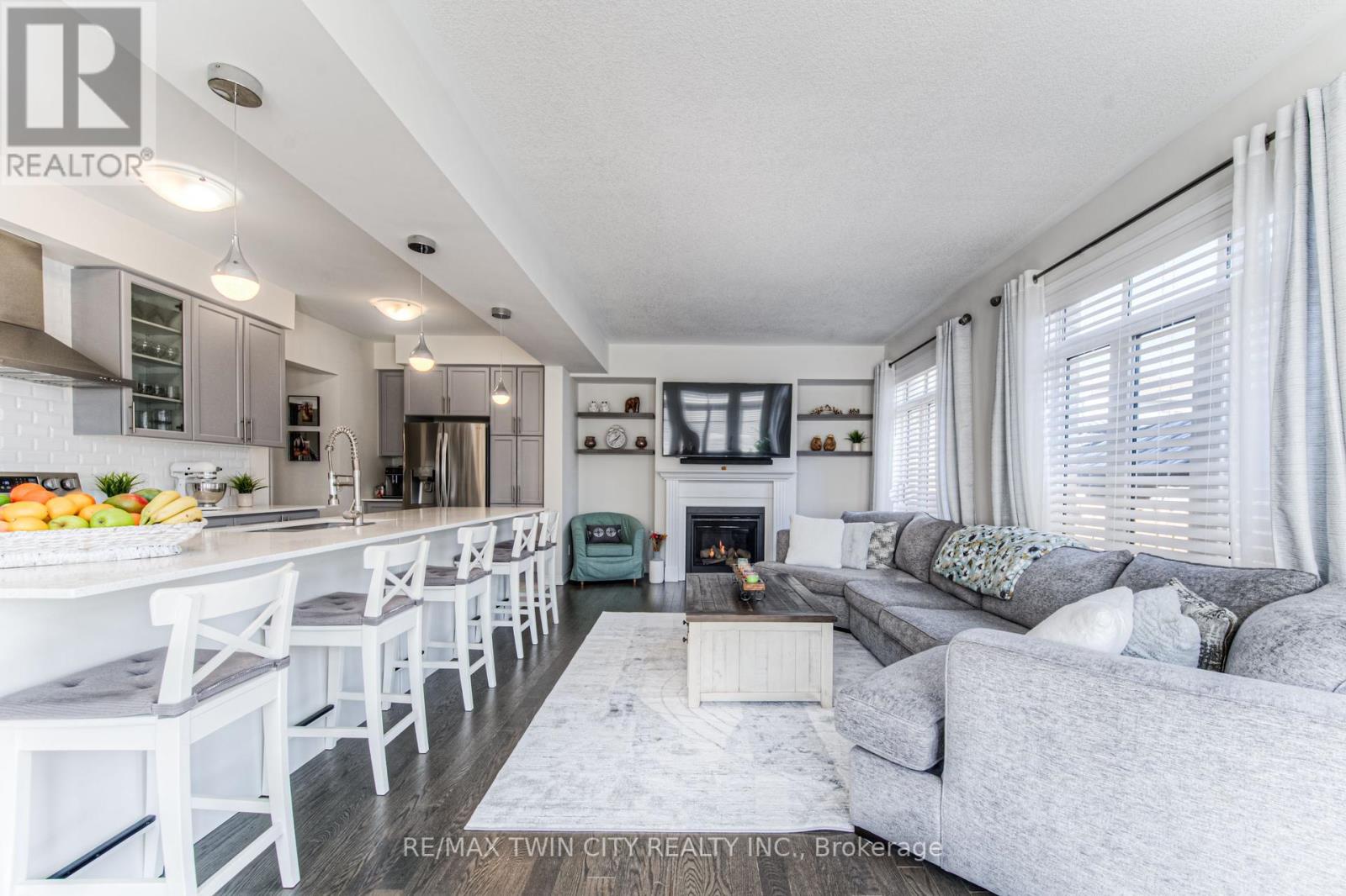 39 Reistwood Drive, Kitchener, Ontario  N2R 0N8 - Photo 13 - X12461288
