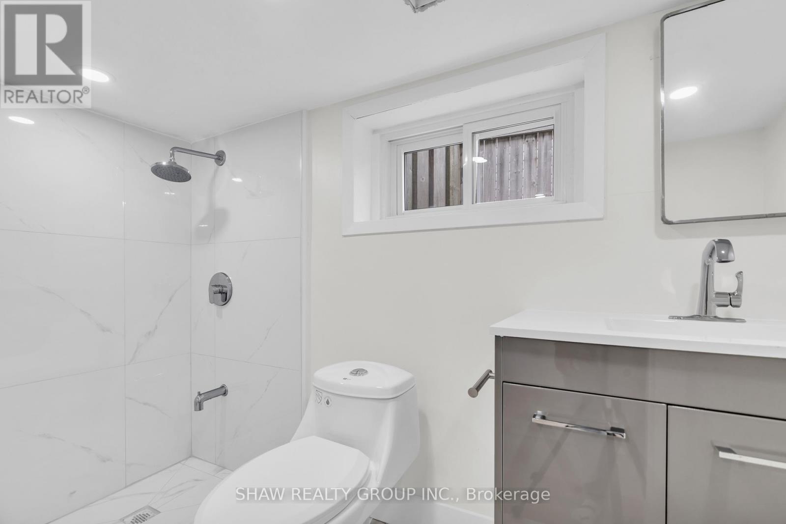 45 Norfolk Avenue, Cambridge, Ontario  N1R 3T7 - Photo 32 - X12461308
