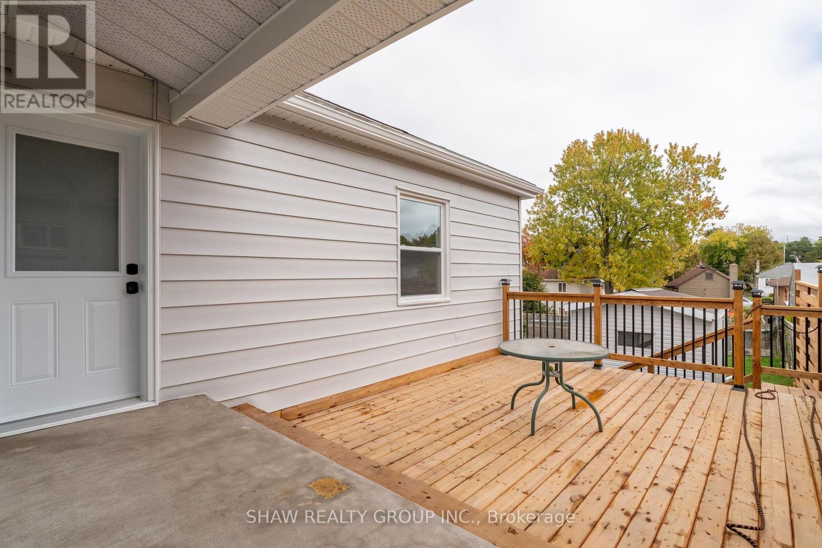 45 Norfolk Avenue, Cambridge, Ontario  N1R 3T7 - Photo 38 - X12461308
