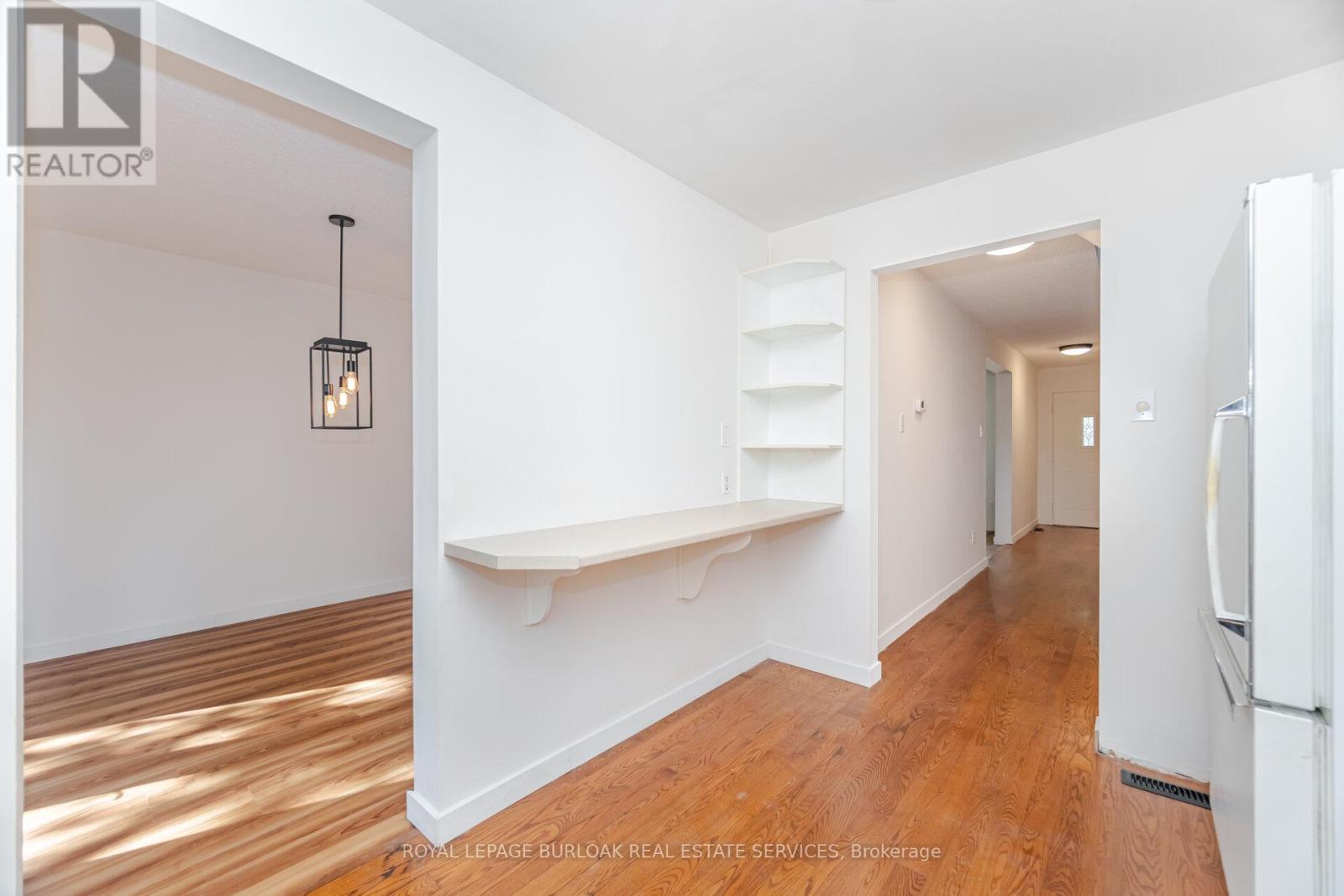 21 Horning Drive, Hamilton, Ontario  L9C 6L2 - Photo 19 - X12461321