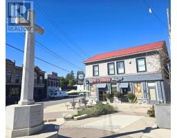 32 STANLEY STREET, North Dumfries, Ontario