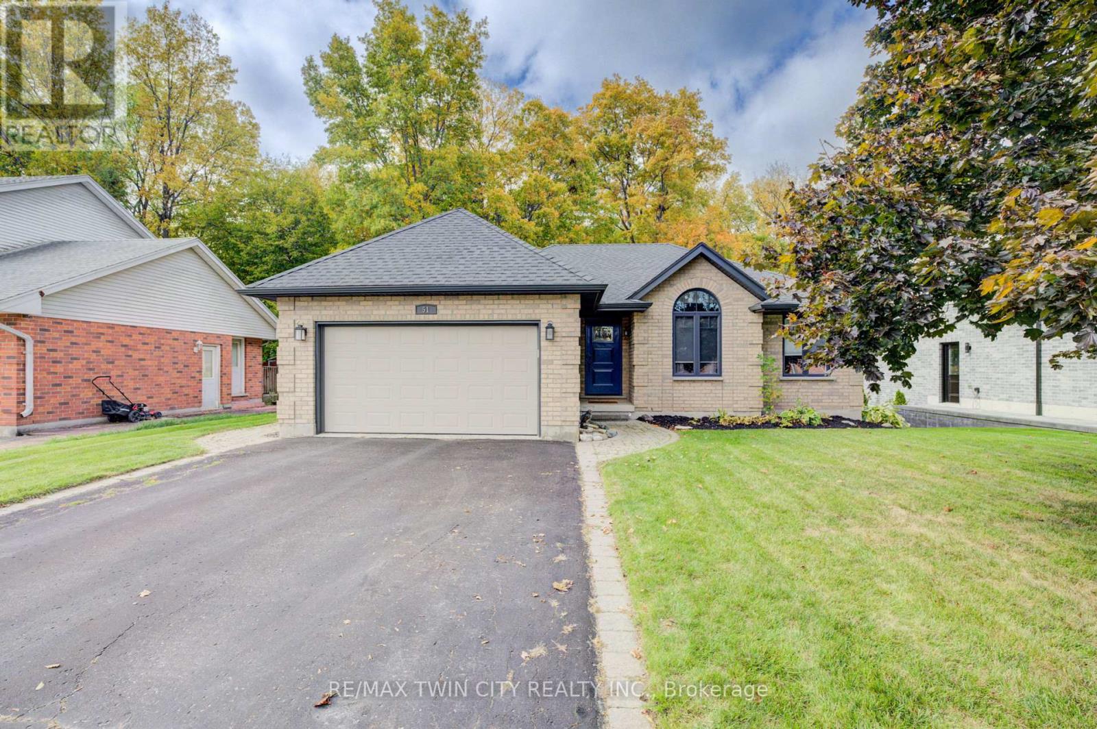 51 SPRING STREET, Norwich, Ontario
