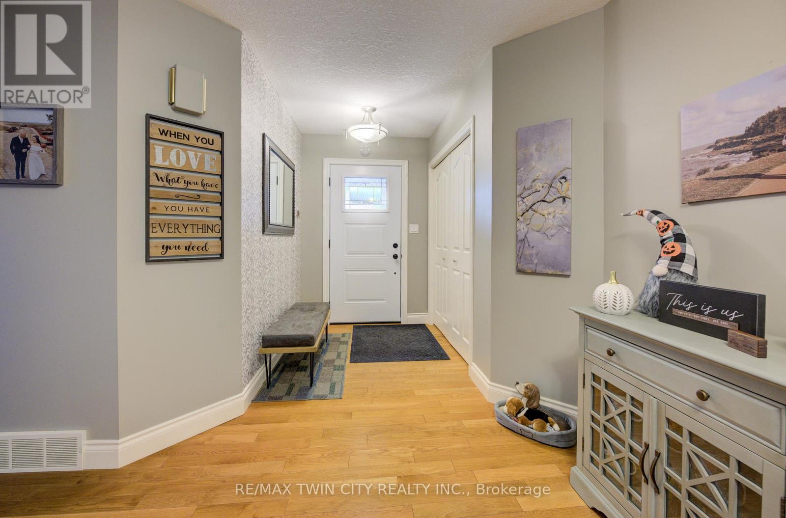 51 Spring Street, Norwich (Norwich Town), Ontario  N0J 1P0 - Photo 4 - X12461331