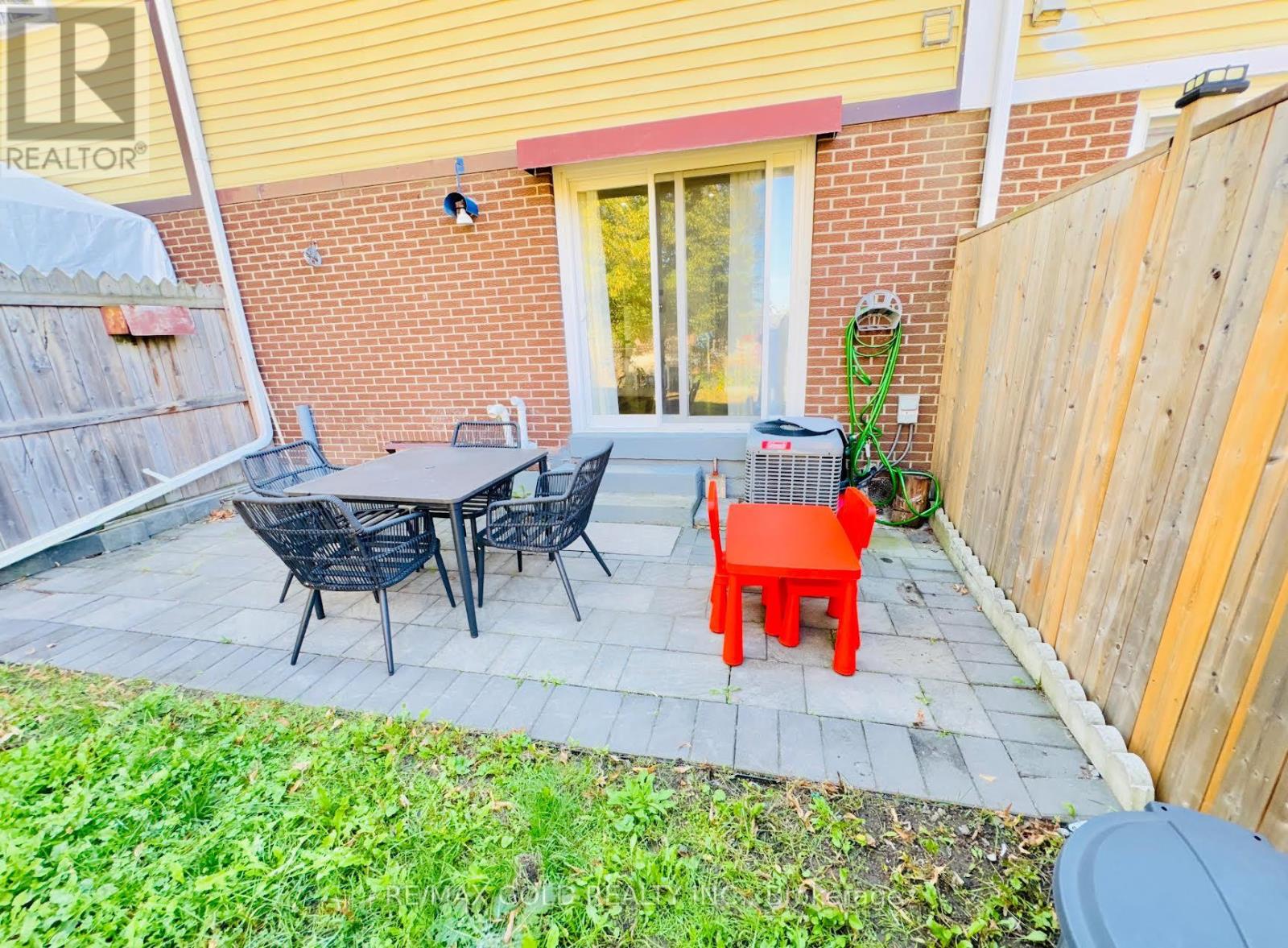 140 Quantrell Trail, Toronto, Ontario  M1B 1L8 - Photo 28 - E12461309