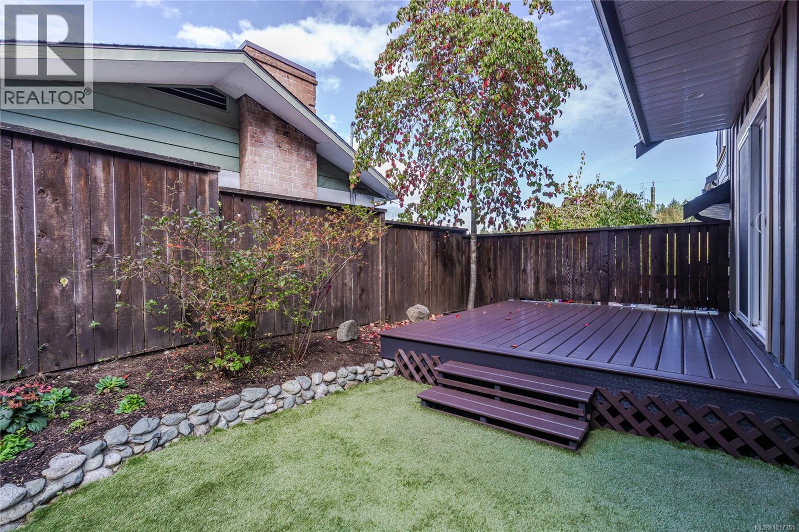 1 1141 2nd Ave, Ladysmith, British Columbia  V9G 1A3 - Photo 4 - 1017351