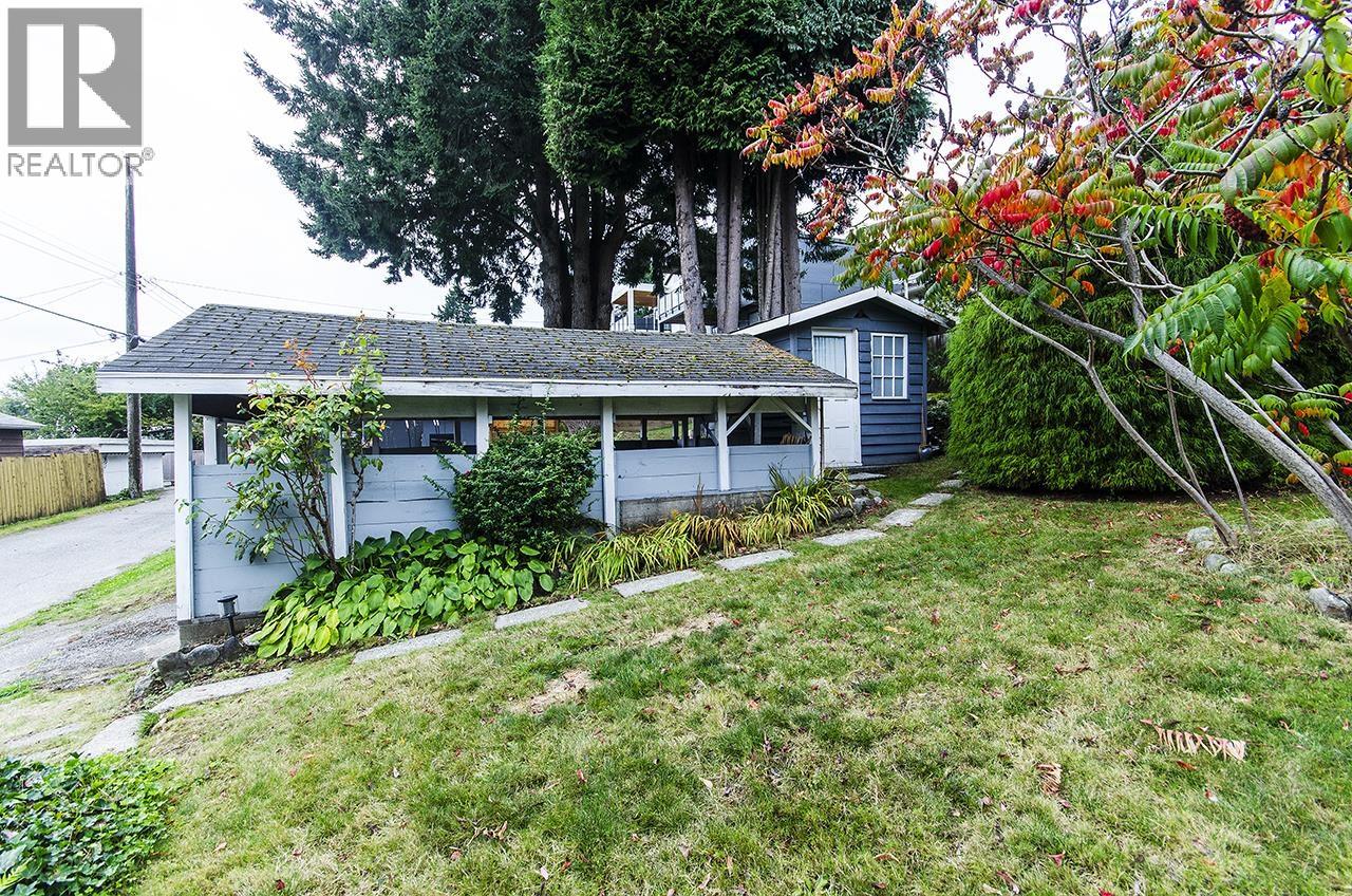 903 E Keith Road, North Vancouver, British Columbia  V7L 1X1 - Photo 34 - R3048174