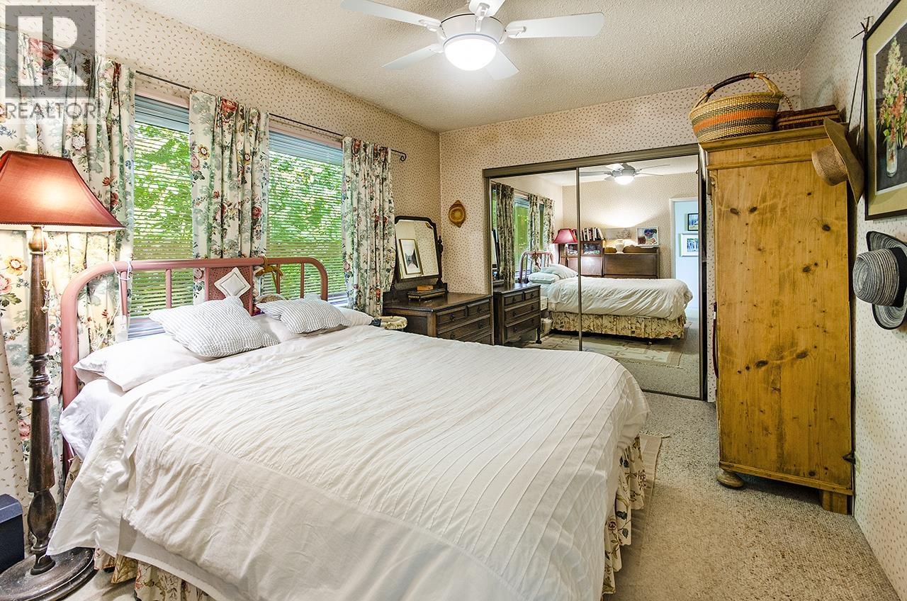 903 E Keith Road, North Vancouver, British Columbia  V7L 1X1 - Photo 17 - R3048174