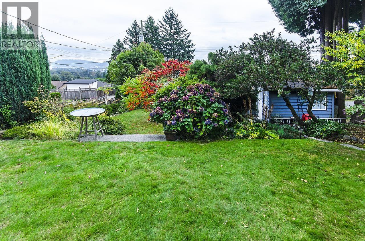 903 E Keith Road, North Vancouver, British Columbia  V7L 1X1 - Photo 31 - R3048174