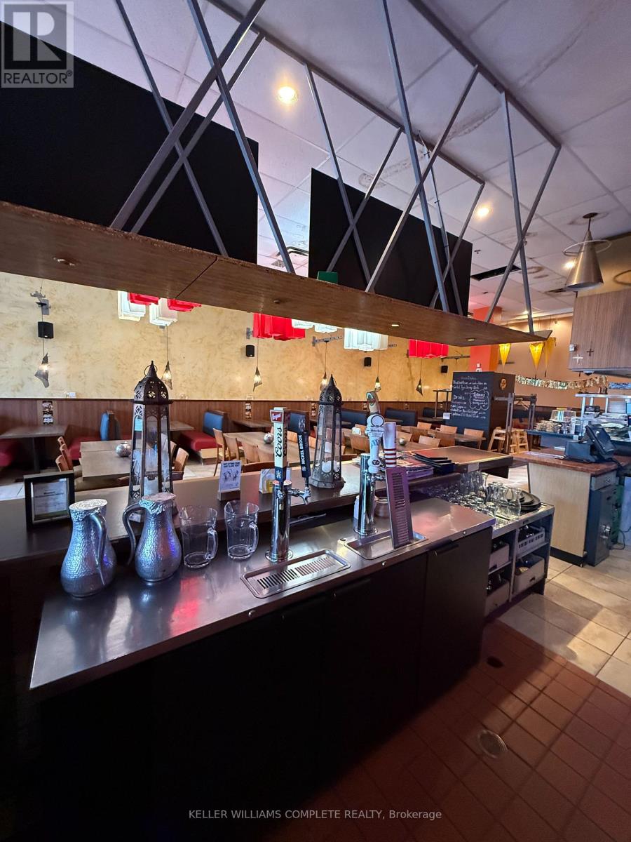 1508 Upper James Street, Hamilton, Ontario  L9B 1K3 - Photo 13 - X12442382