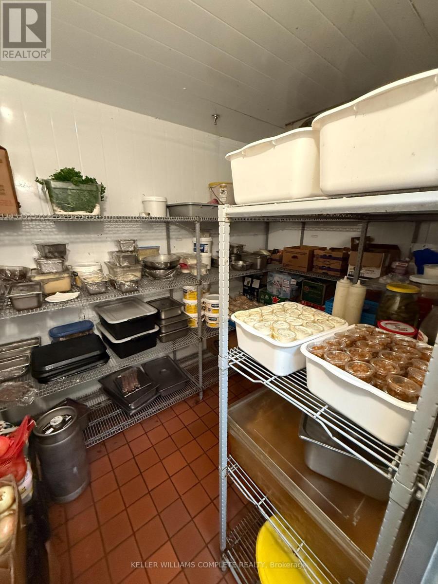 1508 Upper James Street, Hamilton, Ontario  L9B 1K3 - Photo 36 - X12442382