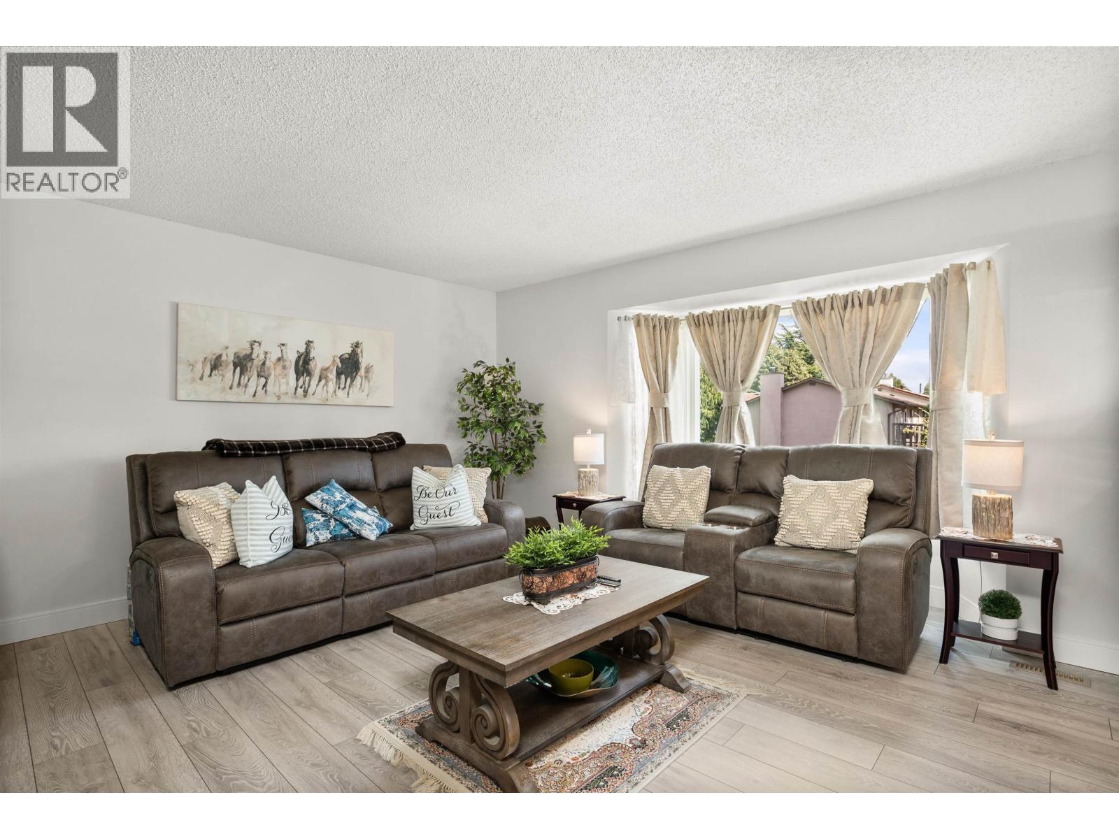 2821 Commonwealth Street, Port Coquitlam, British Columbia  V3B 5V6 - Photo 11 - R3058140