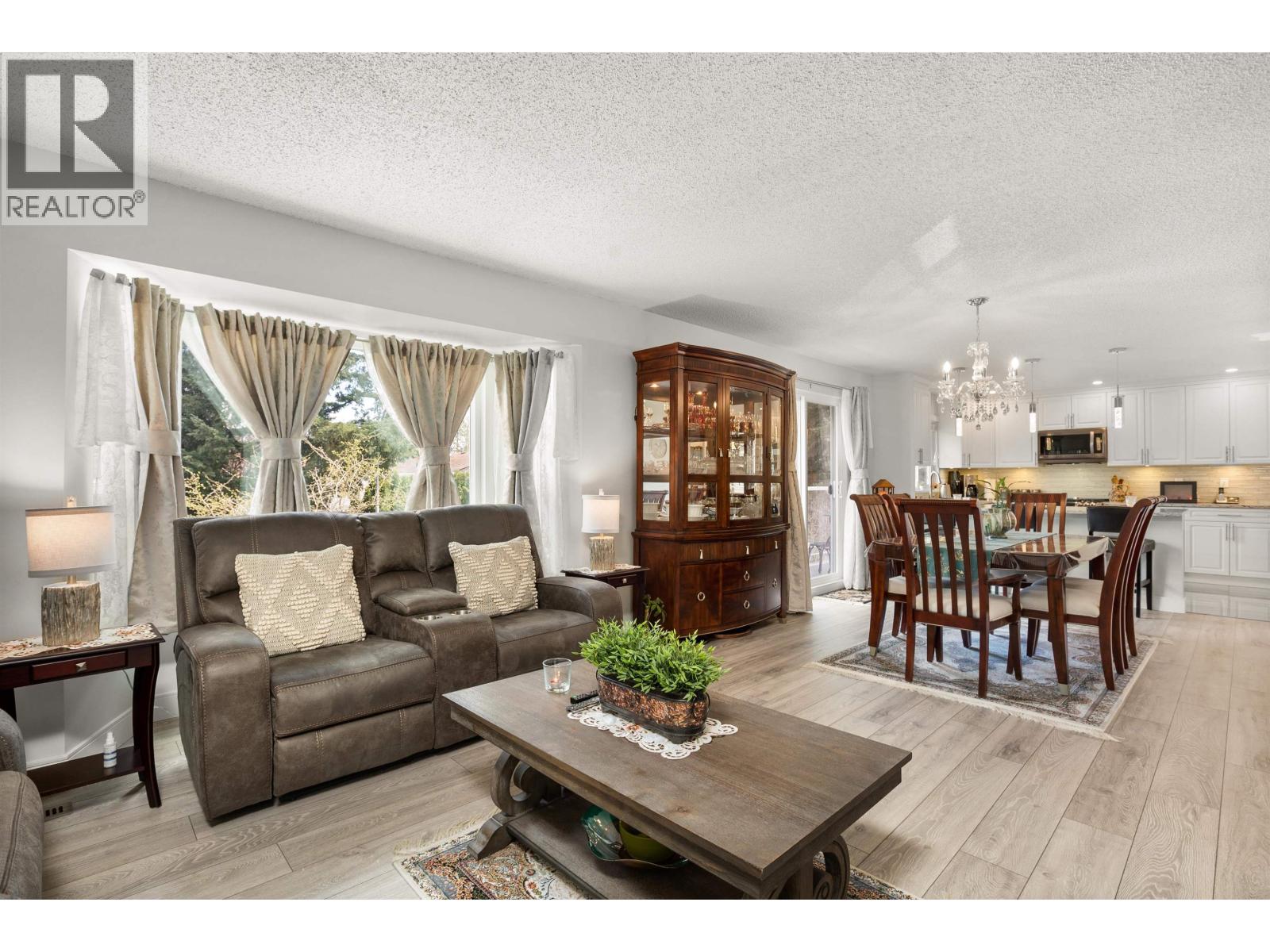 2821 Commonwealth Street, Port Coquitlam, British Columbia  V3B 5V6 - Photo 10 - R3058140