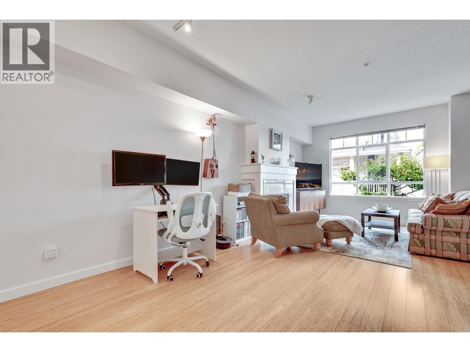3264 Clermont Mews, Vancouver, British Columbia  V5S 4X3 - Photo 10 - R3057815