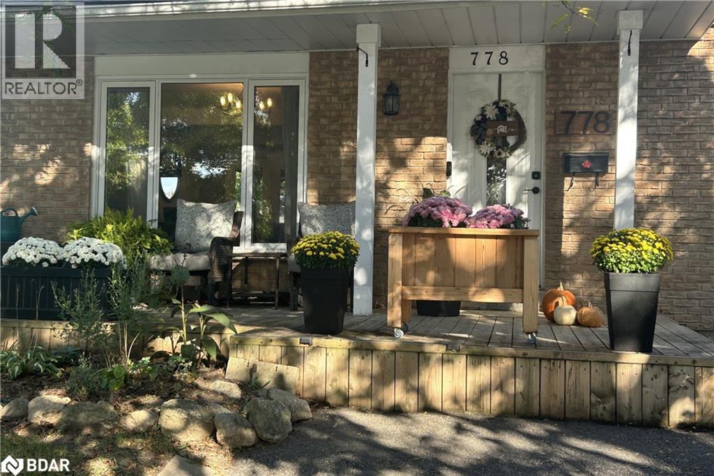 778 Byng Court, Milton, Ontario  L9T 3M3 - Photo 3 - 40778990