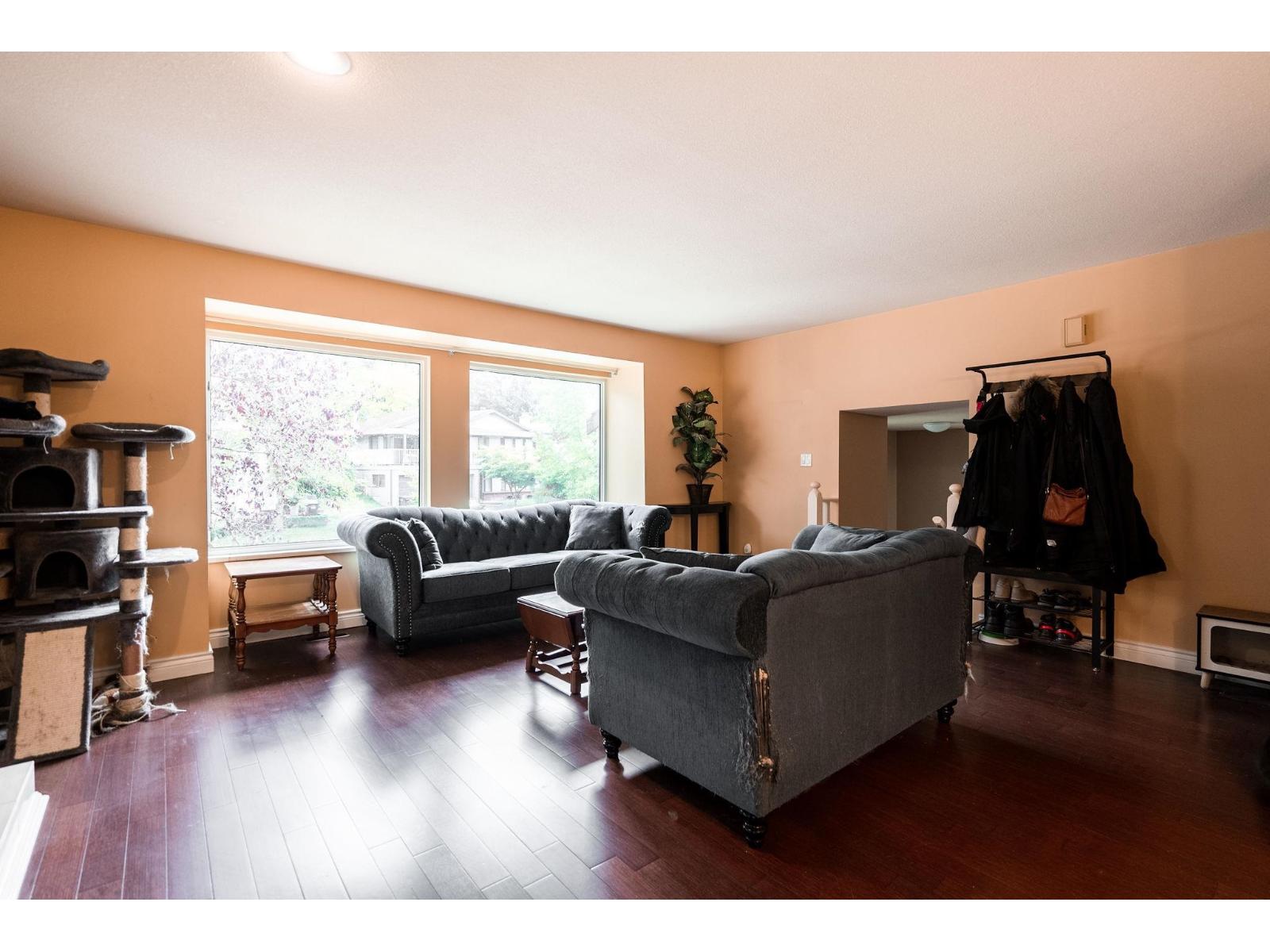2359 Harper Drive, Abbotsford, British Columbia  V3G 2B2 - Photo 3 - R3058180