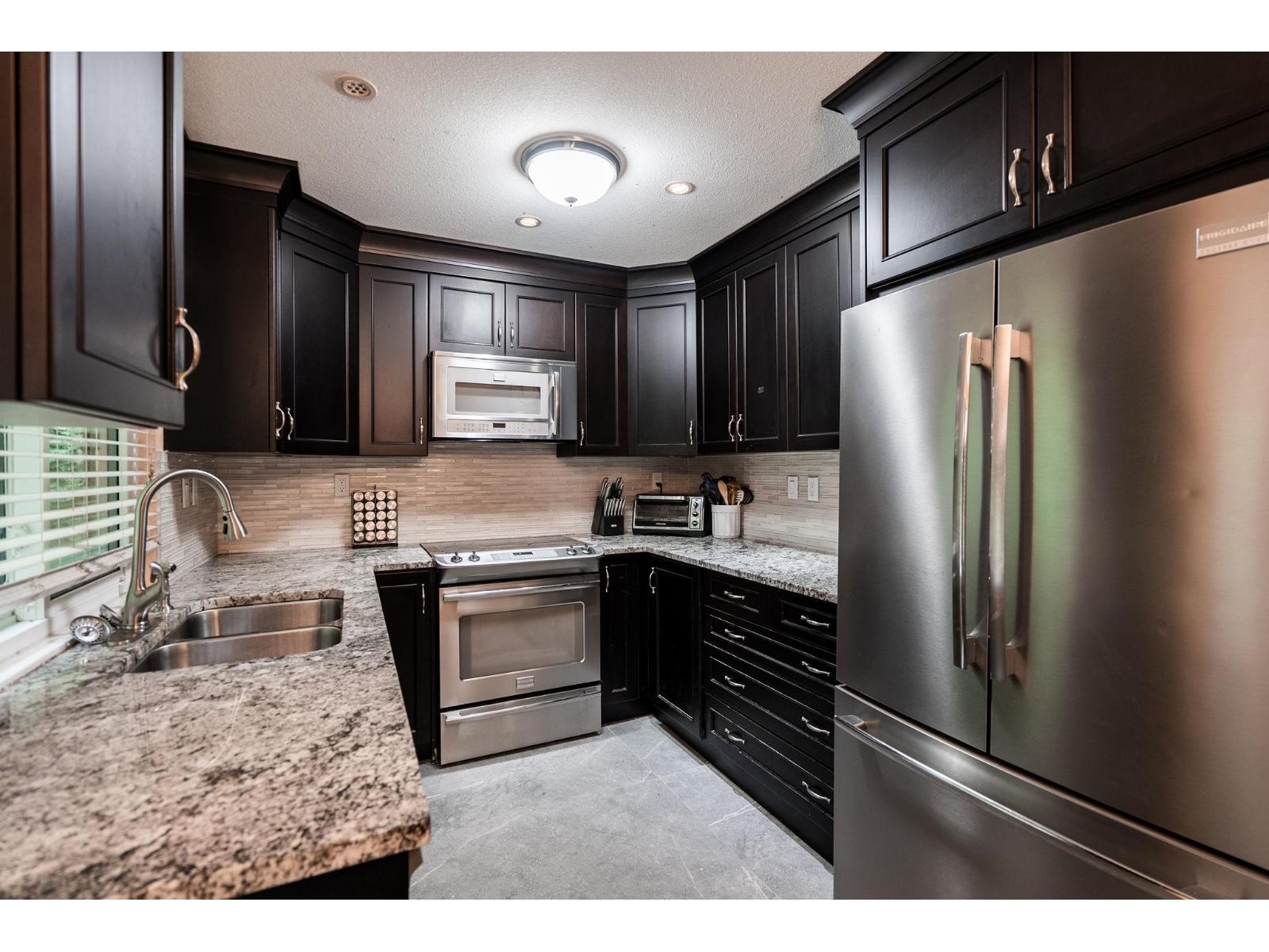 2359 Harper Drive, Abbotsford, British Columbia  V3G 2B2 - Photo 9 - R3058180