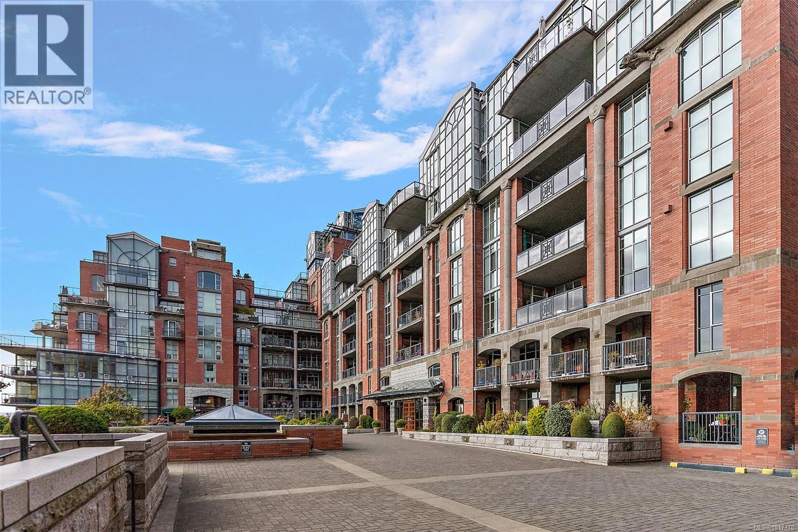 631 21 Dallas Rd, Victoria, British Columbia  V8V 4Z9 - Photo 32 - 1017370