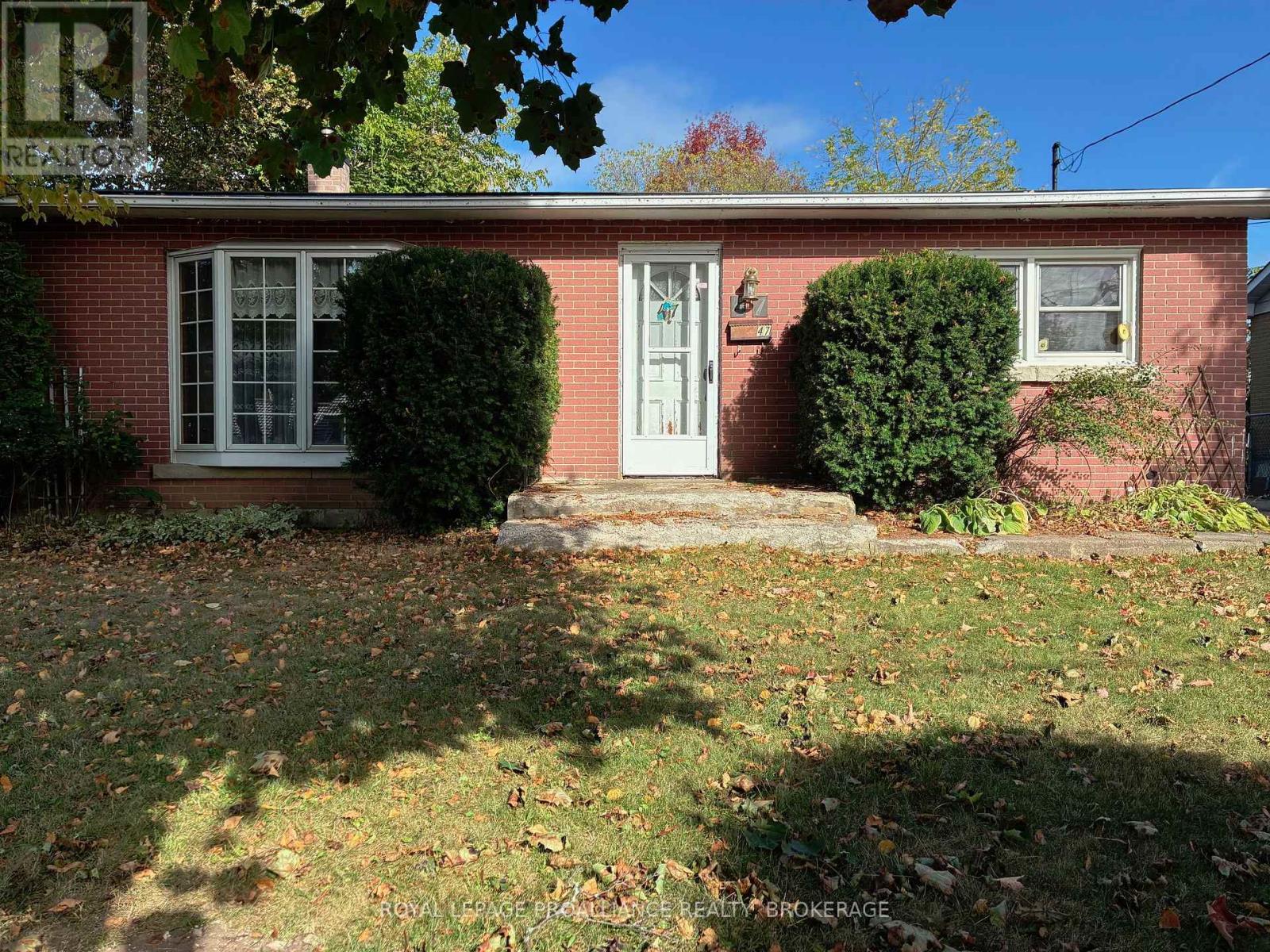 47 HENRY CRESCENT, Loyalist, Ontario