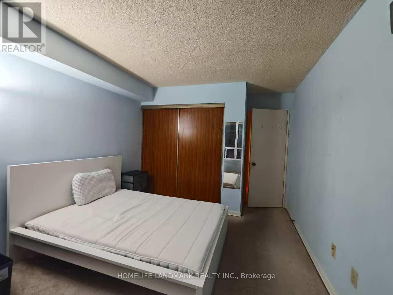 801 - 25 Maitland Street, Toronto, Ontario  M4Y 2W1 - Photo 9 - C12430644