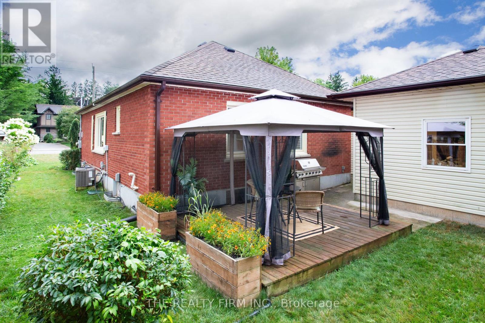 667 Devonshire Avenue, Woodstock, Ontario  N4S 5P9 - Photo 32 - X12461527
