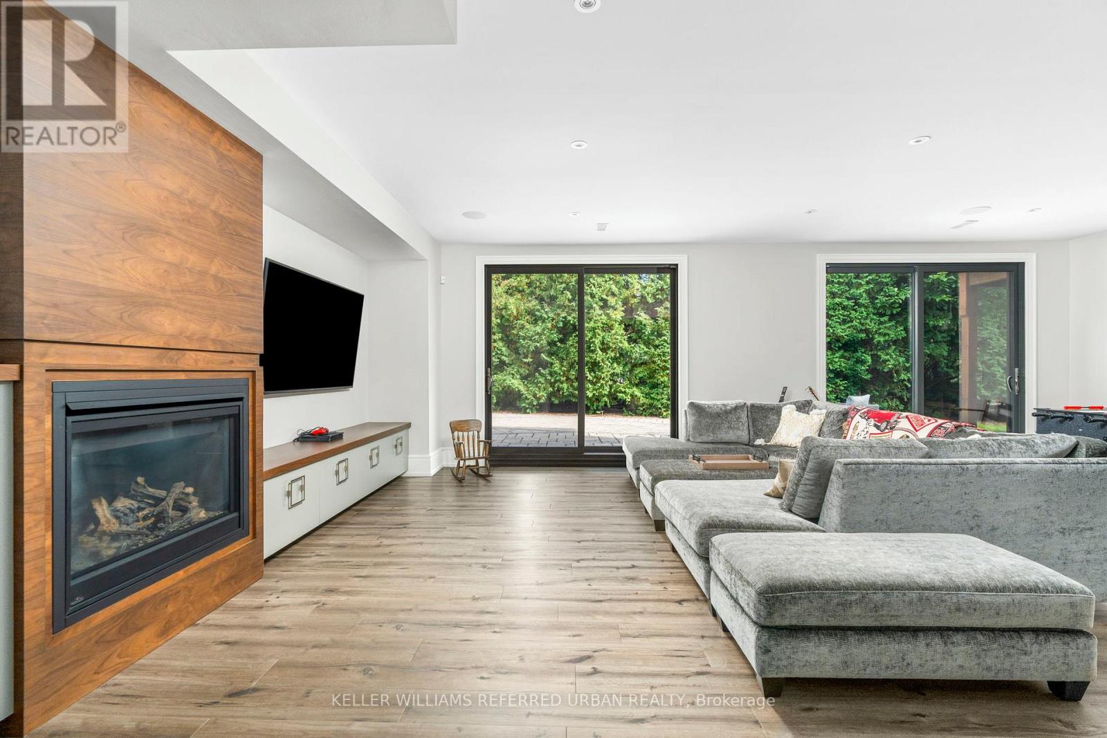 18 Plumbstead Court, Toronto, Ontario  M9A 1V5 - Photo 40 - W12461327