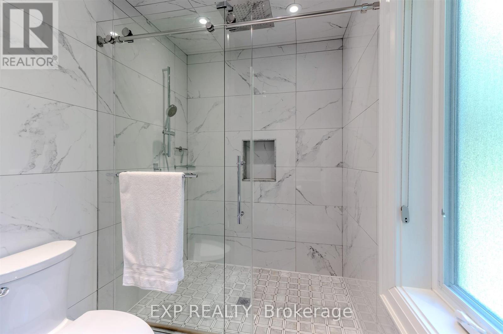 467 Caesar Avenue, Oakville, Ontario  L6J 3Z1 - Photo 18 - W12460965
