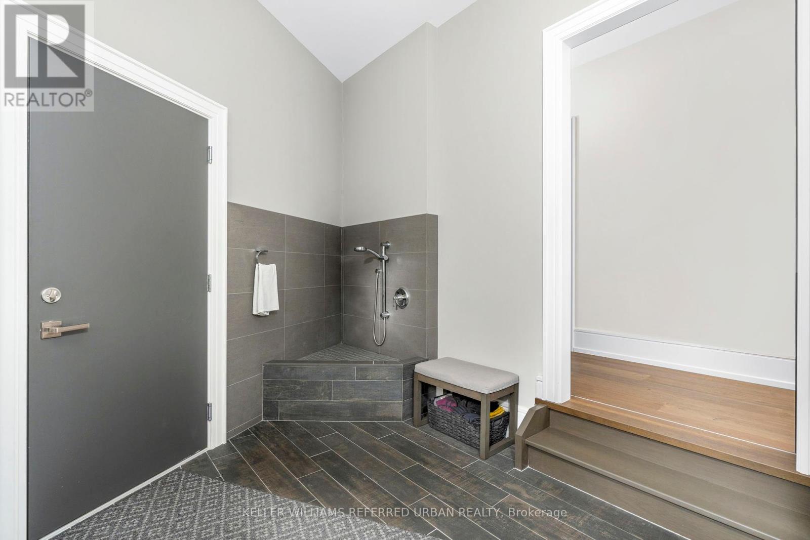 18 Plumbstead Court, Toronto, Ontario  M9A 1V5 - Photo 35 - W12461327