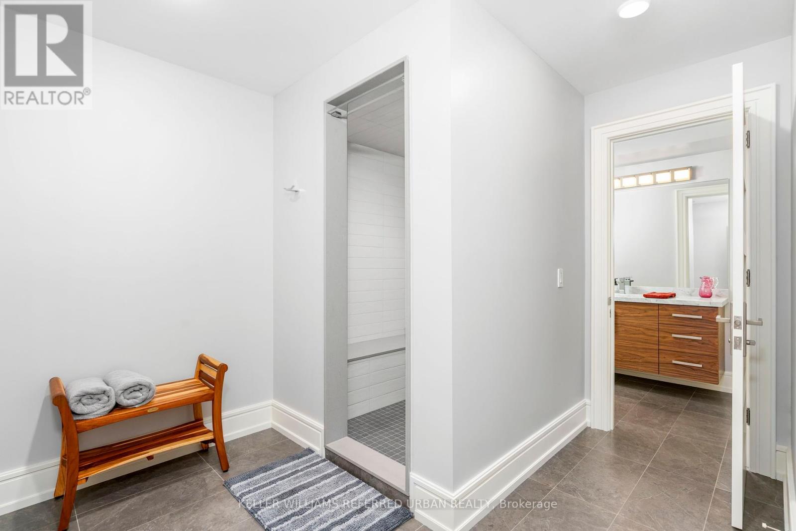 18 Plumbstead Court, Toronto, Ontario  M9A 1V5 - Photo 47 - W12461327