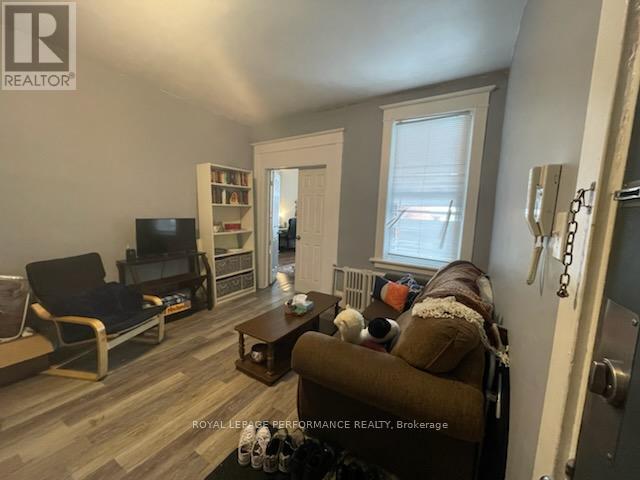 2 - 342 Frank Street, Ottawa, Ontario  K2P 0Y1 - Photo 3 - X12461564