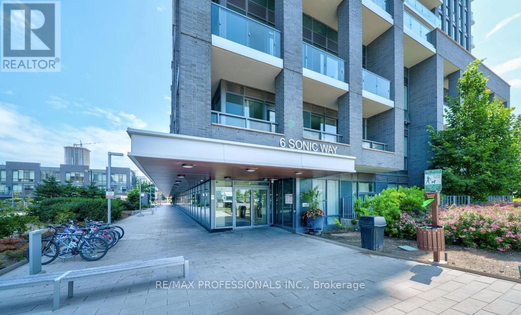 801 - 6 Sonic Way, Toronto, Ontario  M3C 0P1 - Photo 2 - C12461410