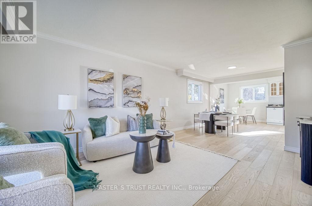 14 HOUSTON CRESCENT, Toronto, Ontario