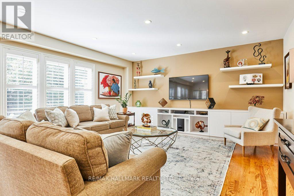 106 Kimbark Boulevard, Toronto, Ontario  M5N 2Y2 - Photo 14 - C12461414