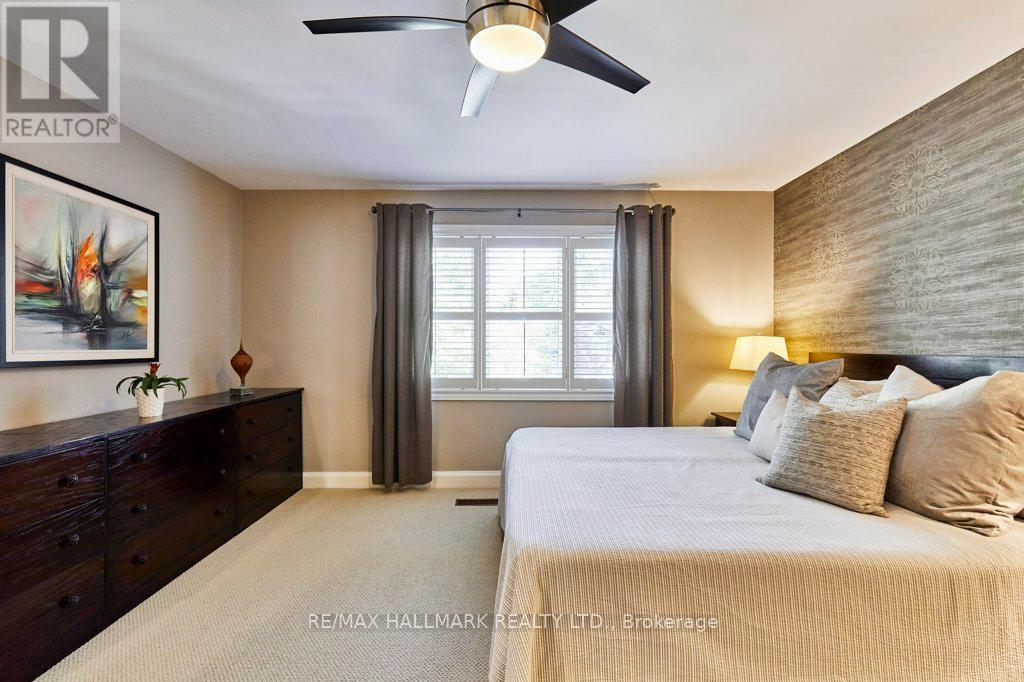 106 Kimbark Boulevard, Toronto, Ontario  M5N 2Y2 - Photo 22 - C12461414