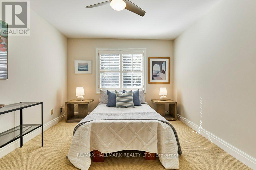 106 Kimbark Boulevard, Toronto, Ontario  M5N 2Y2 - Photo 32 - C12461414