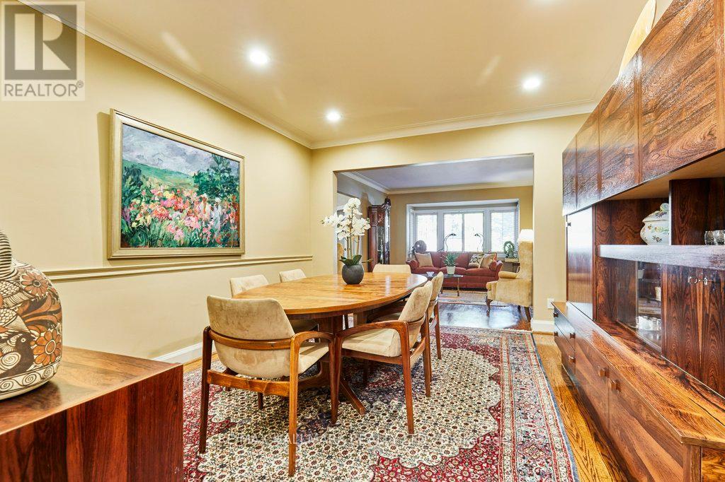 106 Kimbark Boulevard, Toronto, Ontario  M5N 2Y2 - Photo 5 - C12461414