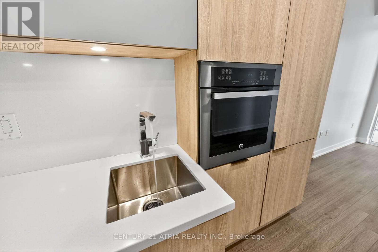 707 - 39 Roehampton Avenue, Toronto (Mount Pleasant West), Ontario  M4P 0G1 - Photo 19 - C12461432