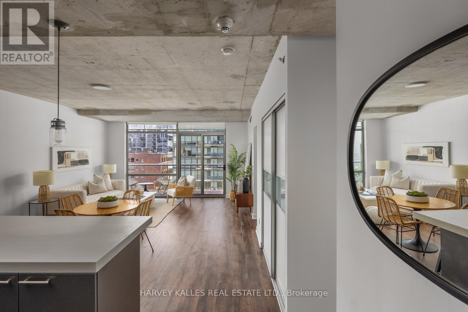 723 - 55 Stewart Street, Toronto, Ontario  M5V 2V1 - Photo 11 - C12461439
