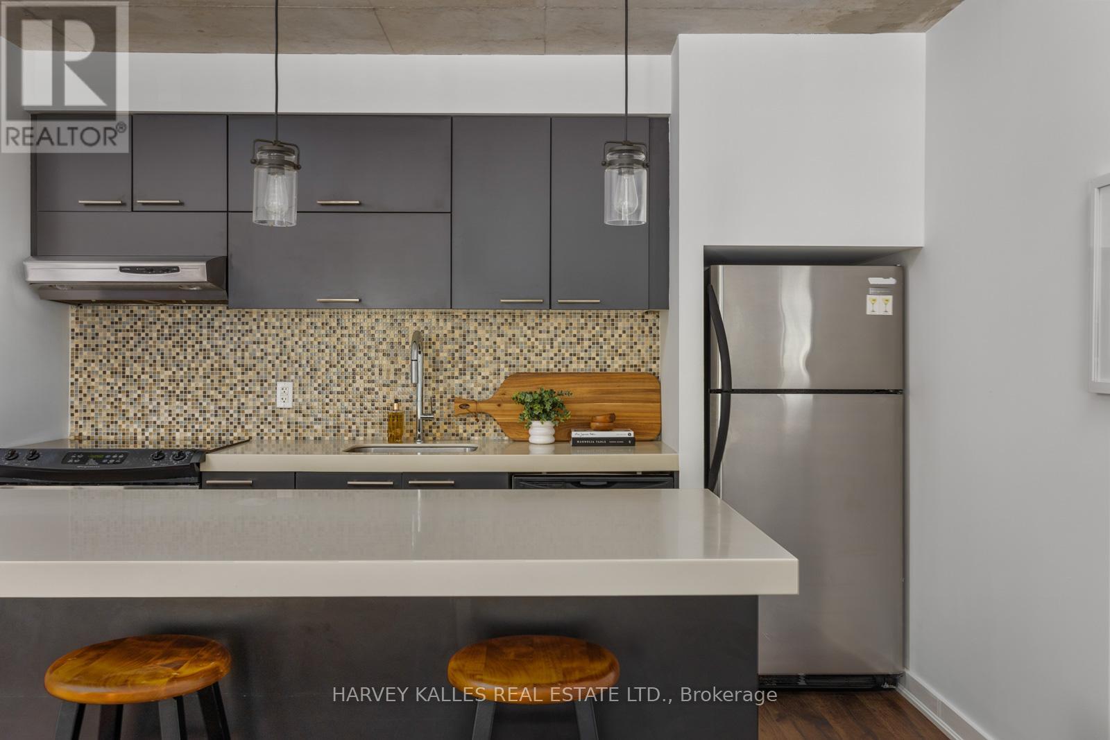 723 - 55 Stewart Street, Toronto, Ontario  M5V 2V1 - Photo 8 - C12461439