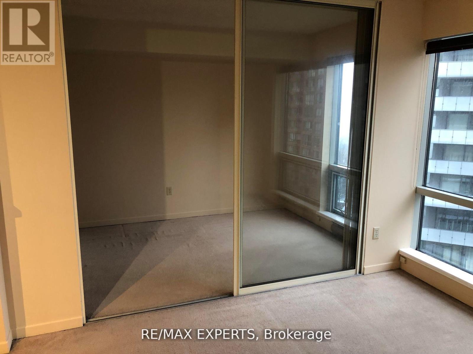 2116 - 1001 Bay Street, Toronto, Ontario  M5S 3A6 - Photo 10 - C12461449