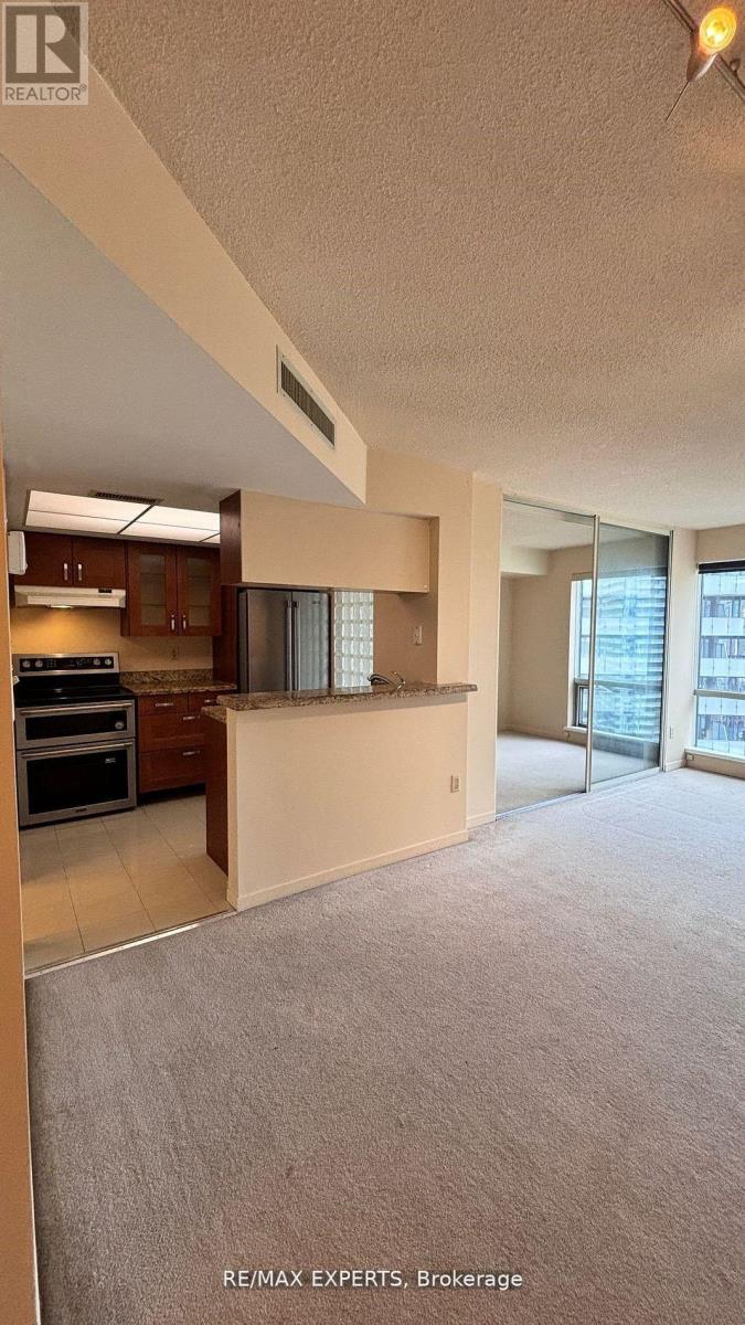 2116 - 1001 Bay Street, Toronto, Ontario  M5S 3A6 - Photo 4 - C12461449