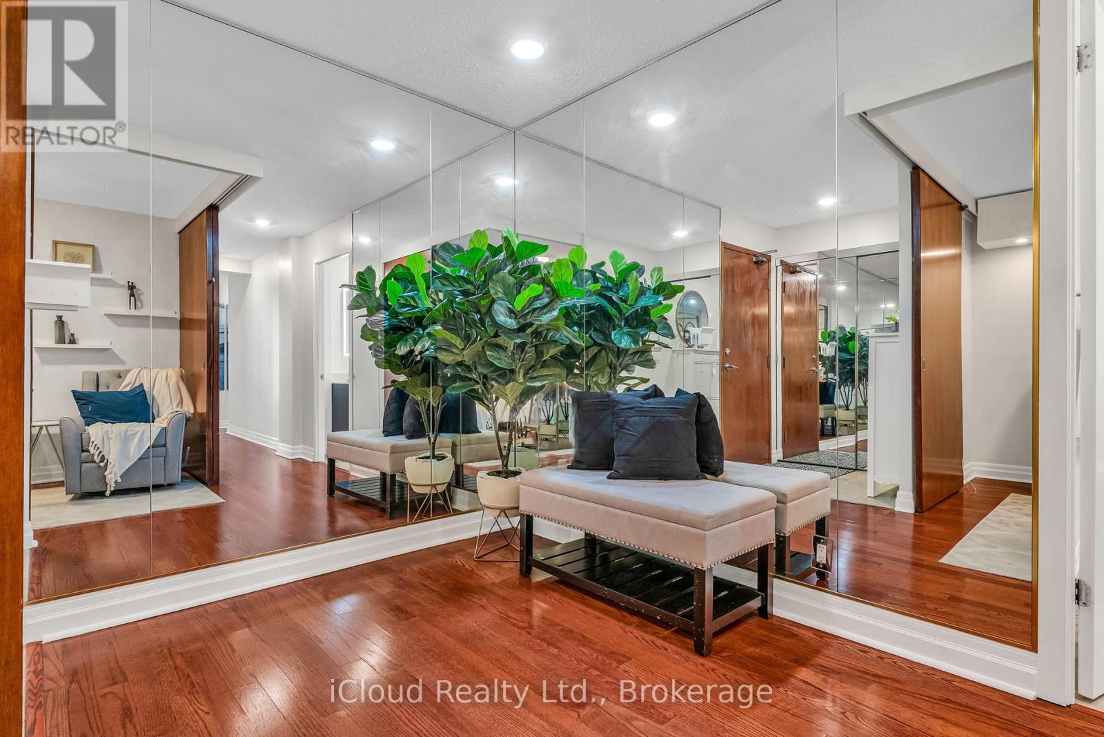 210e - 500 Queens Quay W, Toronto (Waterfront Communities), Ontario  M5V 3K8 - Photo 30 - C12461460