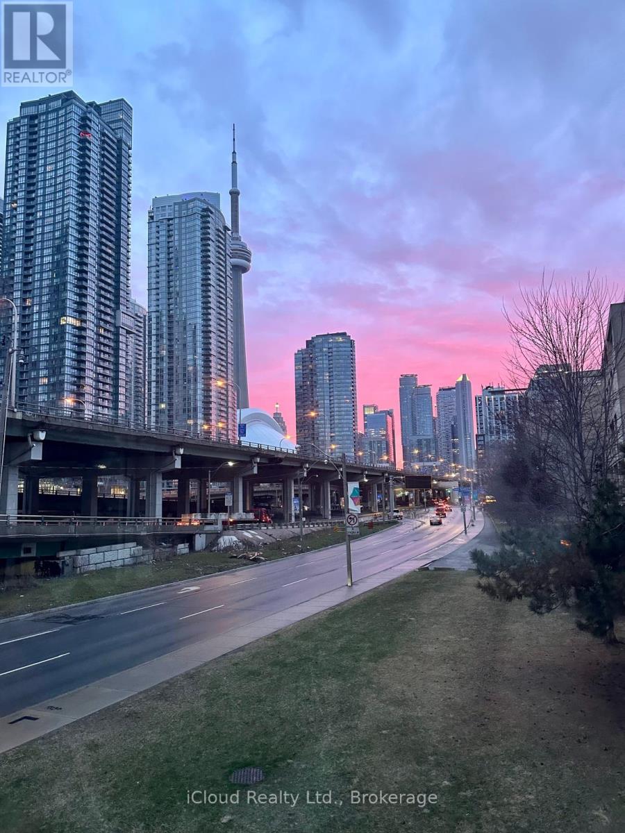 210e - 500 Queens Quay W, Toronto (Waterfront Communities), Ontario  M5V 3K8 - Photo 40 - C12461460