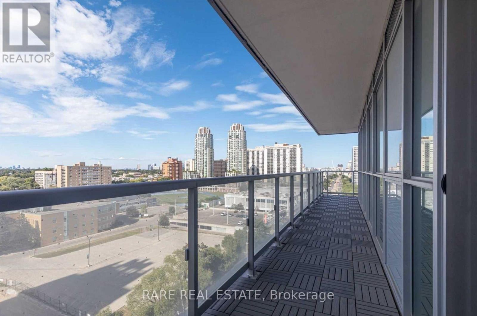 902 - 501 St Clair Avenue W, Toronto, Ontario  M5P 0A2 - Photo 13 - C12461462