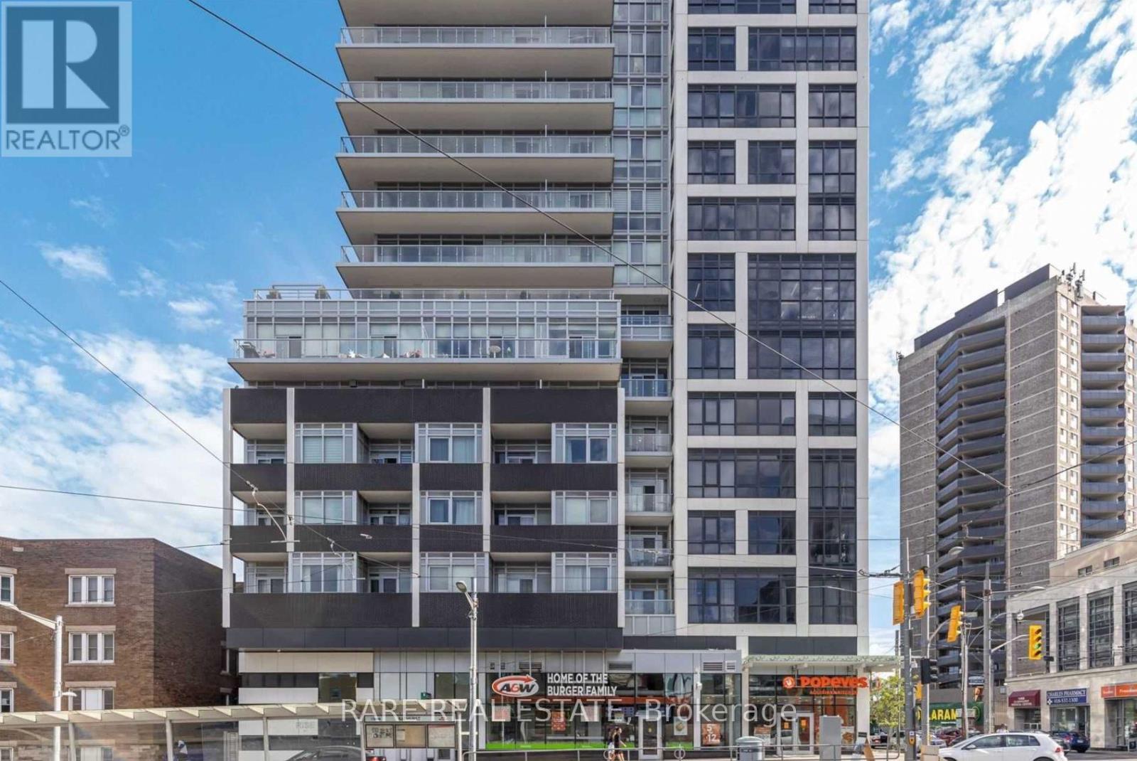 902 - 501 St Clair Avenue W, Toronto, Ontario  M5P 0A2 - Photo 15 - C12461462