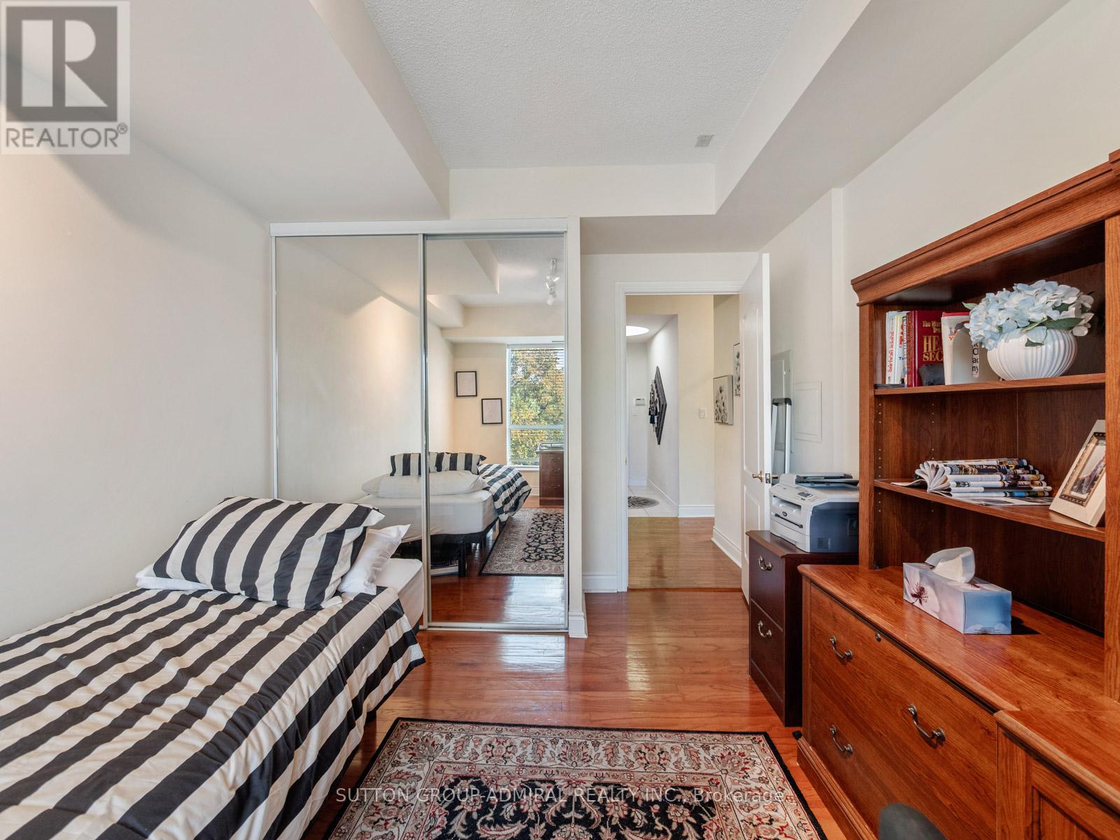 520 - 11 William Carson Crescent, Toronto (St. Andrew-Windfields), Ontario  M2P 2G1 - Photo 18 - C12461465
