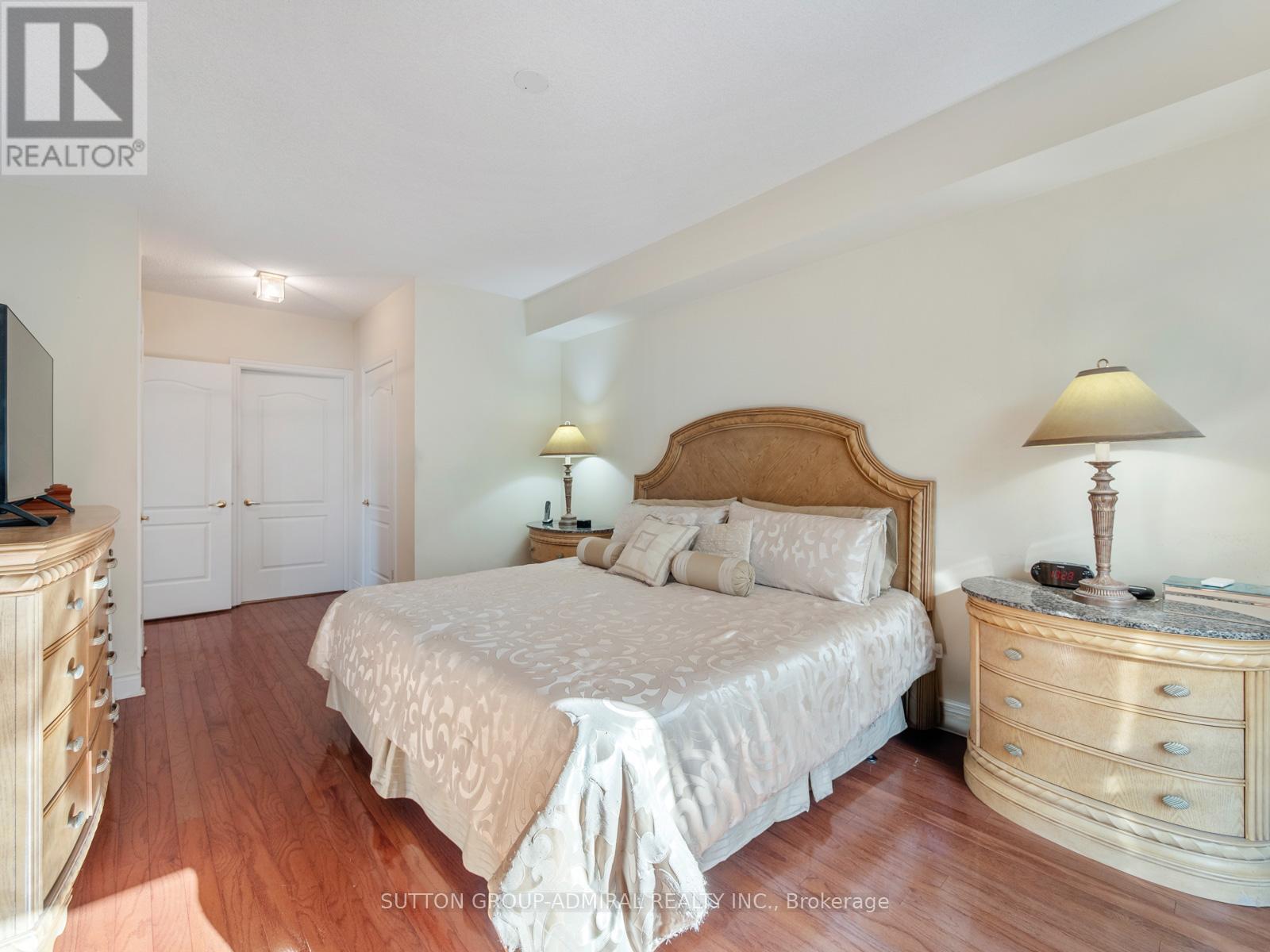 520 - 11 William Carson Crescent, Toronto (St. Andrew-Windfields), Ontario  M2P 2G1 - Photo 21 - C12461465