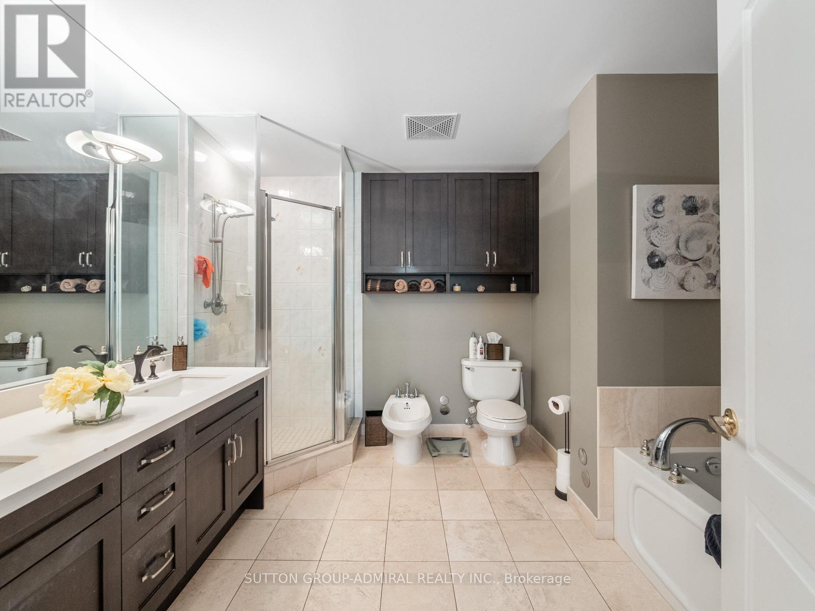 520 - 11 William Carson Crescent, Toronto (St. Andrew-Windfields), Ontario  M2P 2G1 - Photo 24 - C12461465