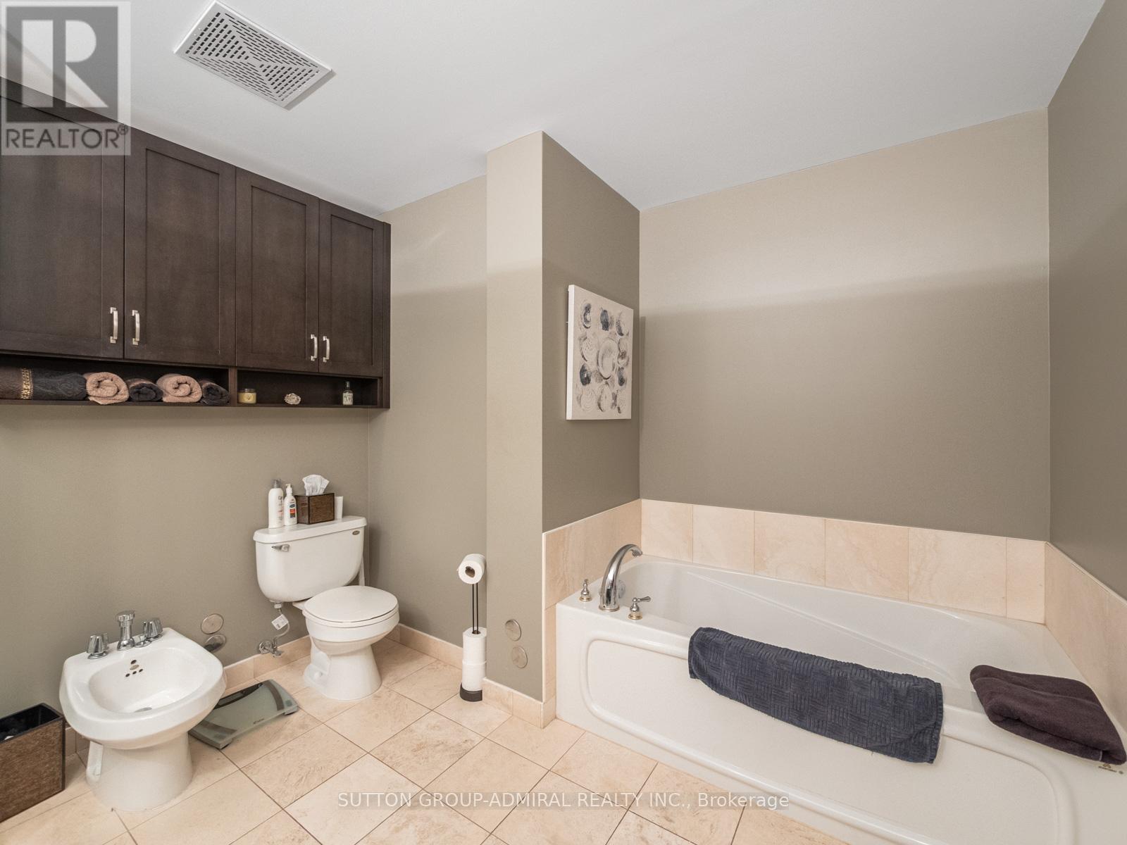 520 - 11 William Carson Crescent, Toronto (St. Andrew-Windfields), Ontario  M2P 2G1 - Photo 25 - C12461465