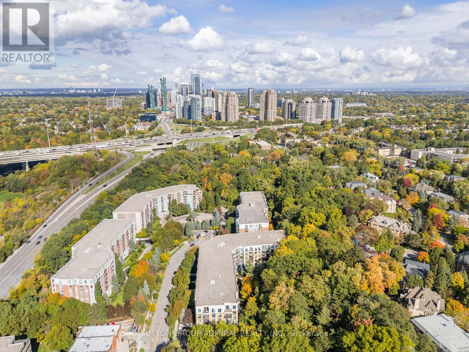 520 - 11 William Carson Crescent, Toronto (St. Andrew-Windfields), Ontario  M2P 2G1 - Photo 32 - C12461465