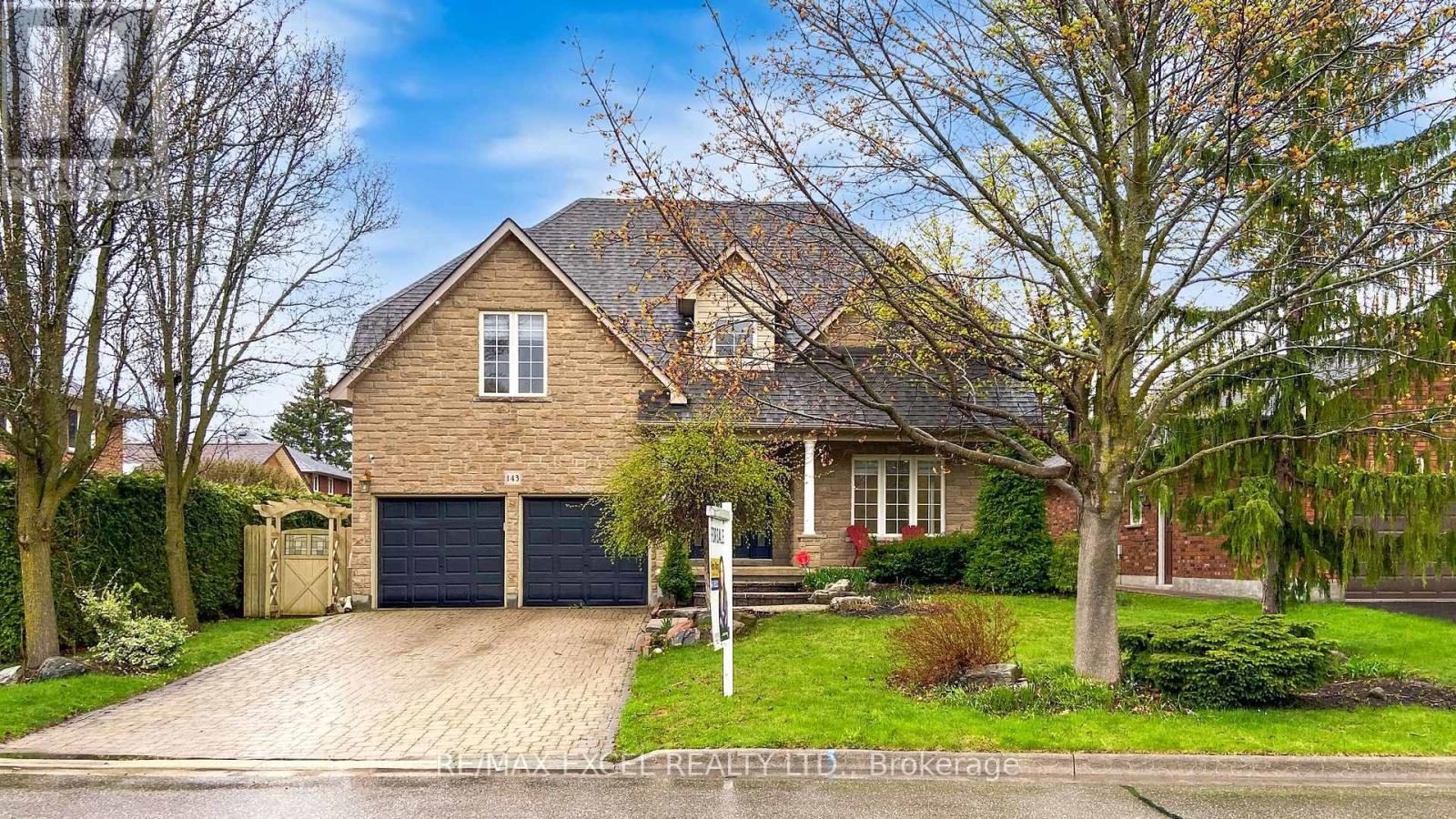 143 SAMAC TRAIL, Oshawa, Ontario